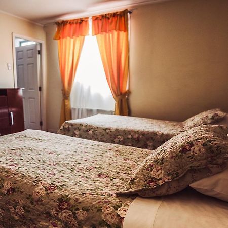 Hostal Joshiken Punta Arenas Bagian luar foto